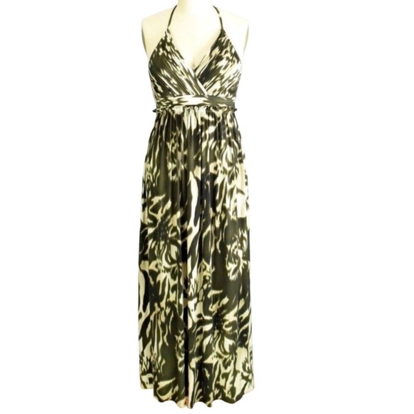 Adrianna Papell Printed Halter Maxi Dress - Picture 3 of 9